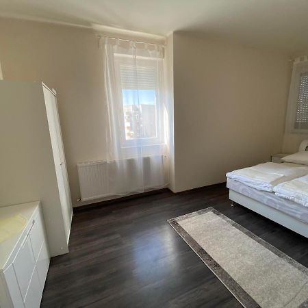 Neptun Apartman Hajdúszoboszló Zewnętrze zdjęcie