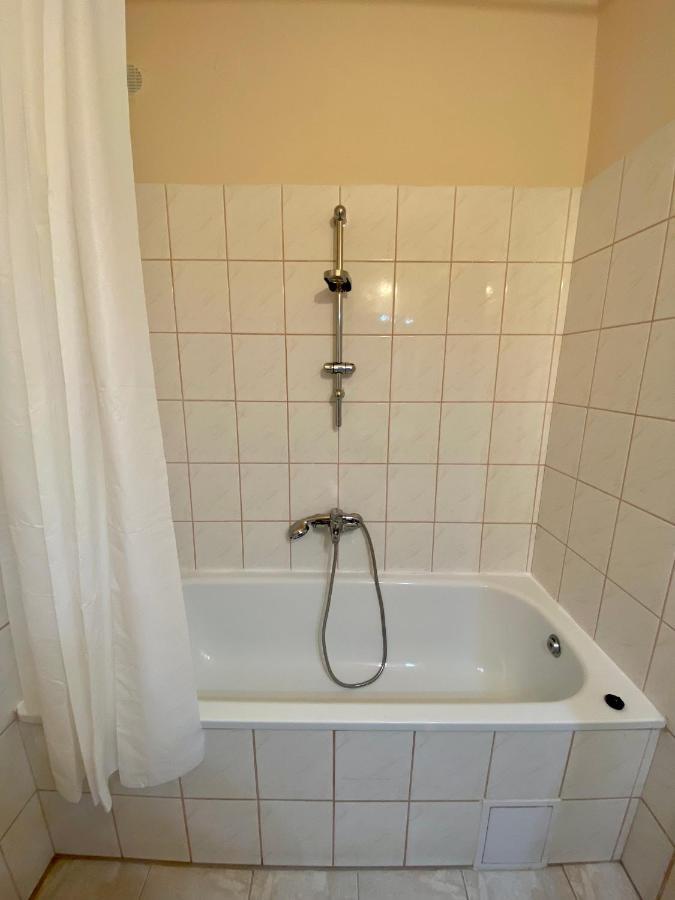 Neptun Apartman Hajdúszoboszló Zewnętrze zdjęcie