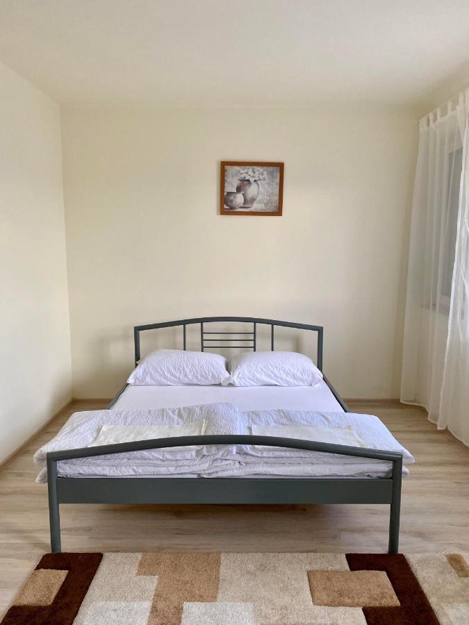 Neptun Apartman Hajdúszoboszló Zewnętrze zdjęcie