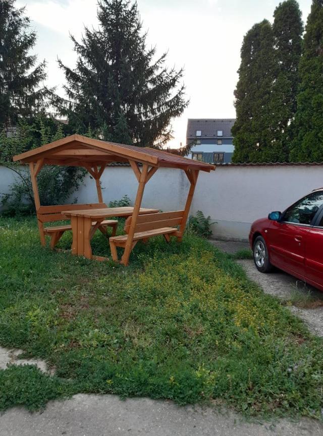 Neptun Apartman Hajdúszoboszló Zewnętrze zdjęcie